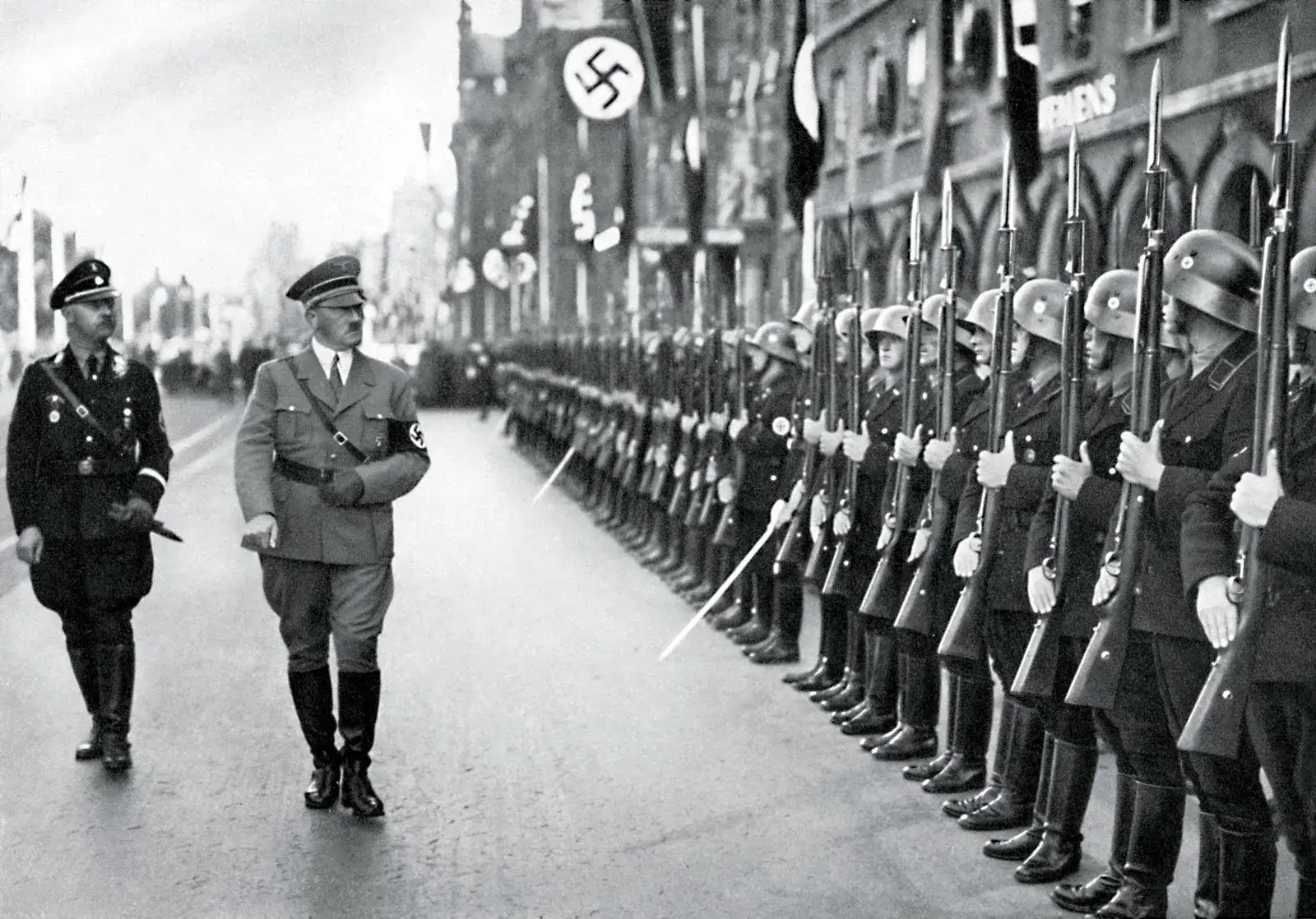 Penyebab Kekalahan Nazi